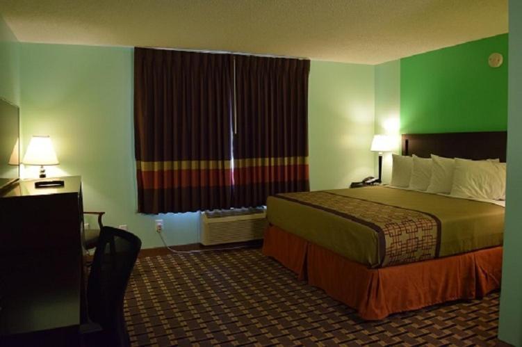 Snelling Motor Inn Mendota Екстериор снимка