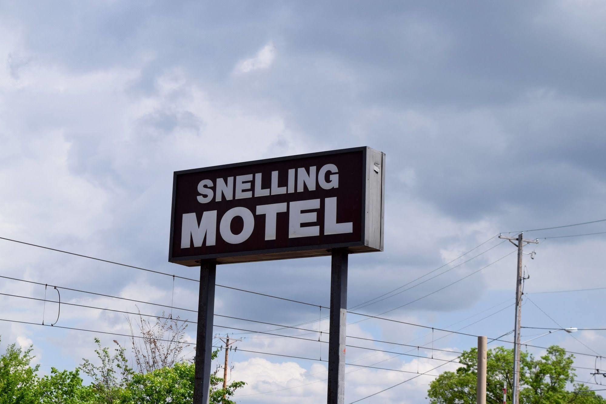 Snelling Motor Inn Mendota Екстериор снимка