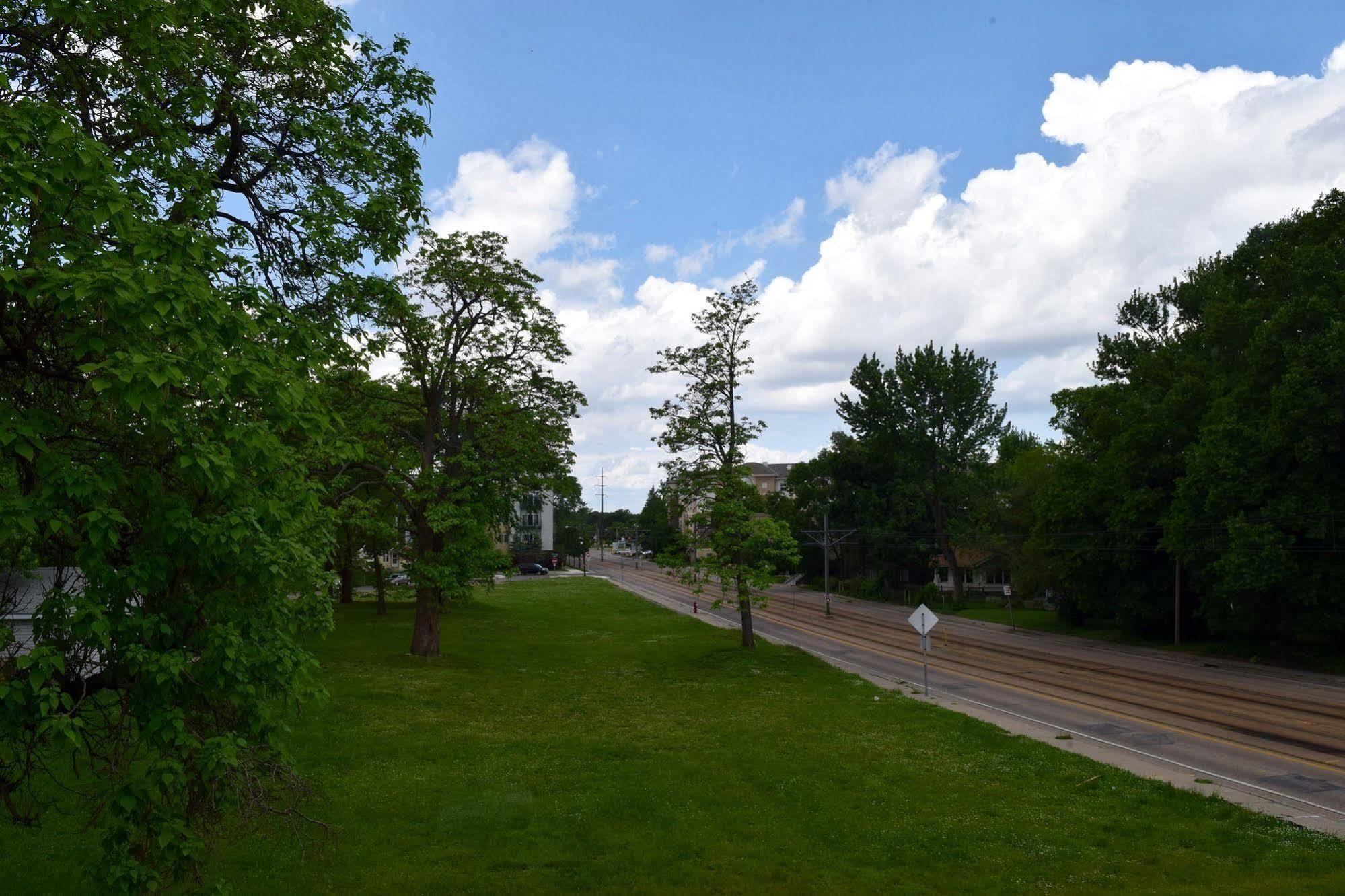 Snelling Motor Inn Mendota Екстериор снимка