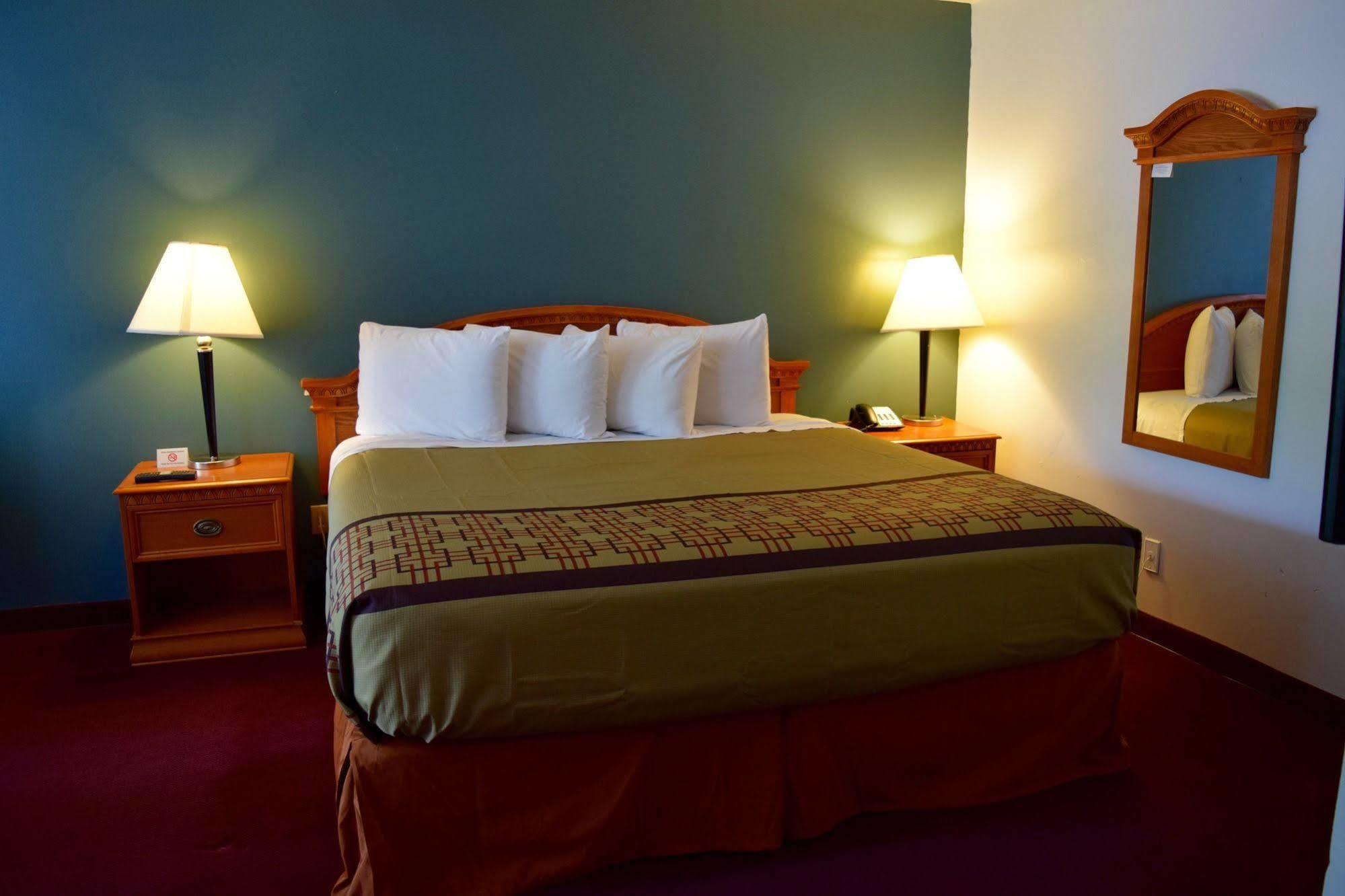 Snelling Motor Inn Mendota Екстериор снимка