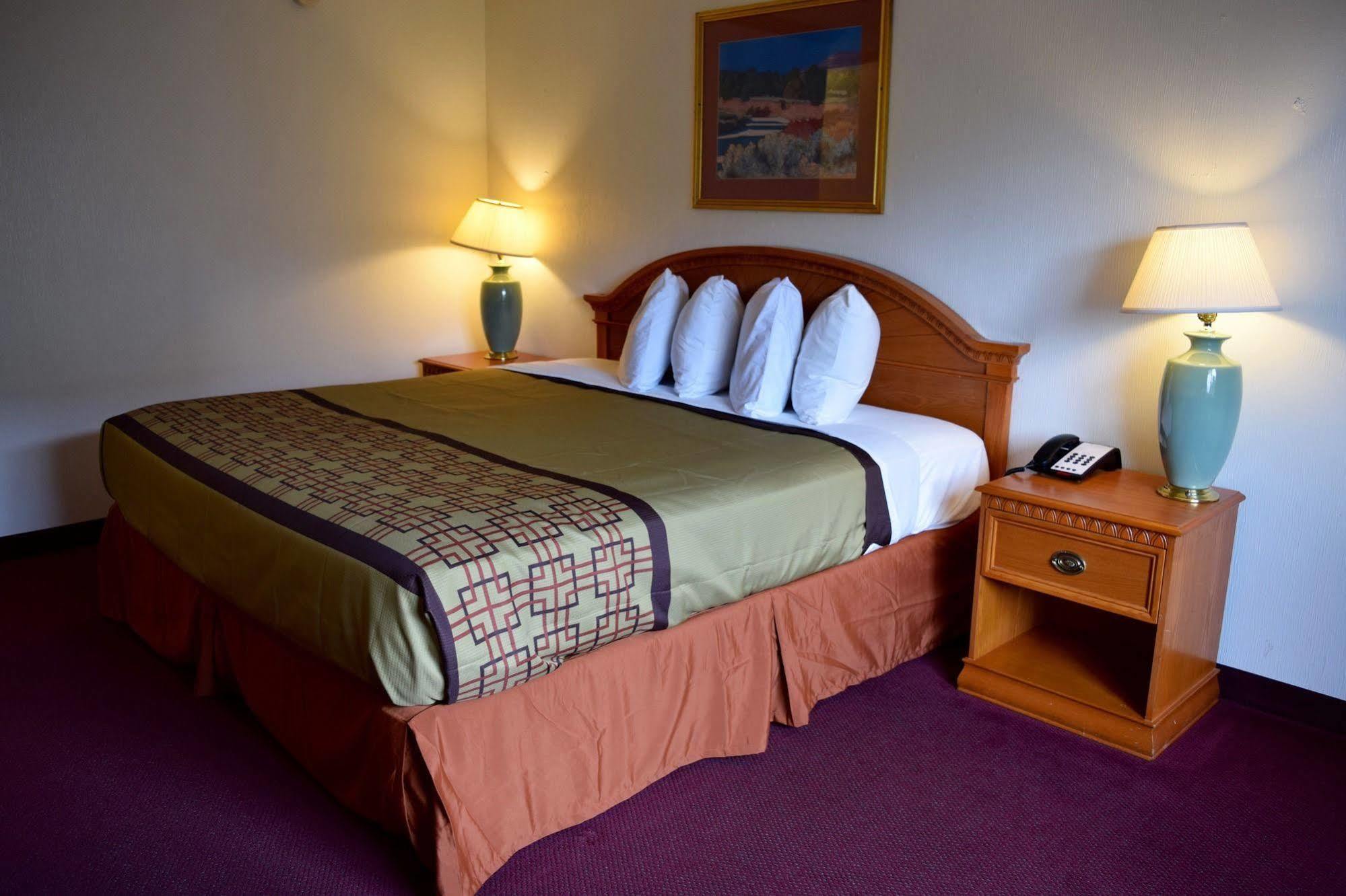 Snelling Motor Inn Mendota Екстериор снимка